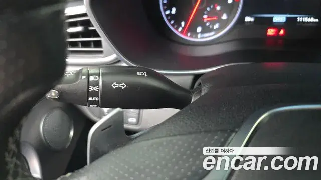 Genesis G70 2018 — ფოტო 22/31