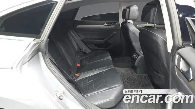 Volkswagen Arteon 2019 — Photo 7/20