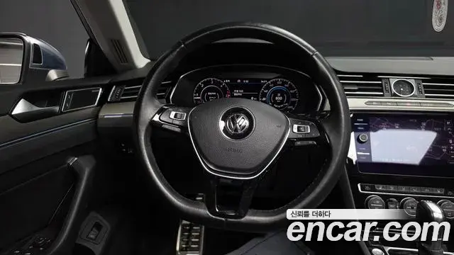 Volkswagen Arteon 2019 — Photo 15/20