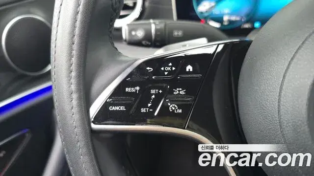 Mercedes-Benz E-Class 2023 — Фото 18/20