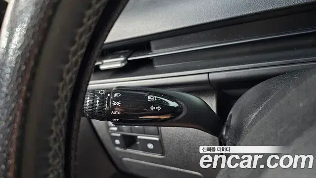 Hyundai Staria 2021 — Фото 19/20