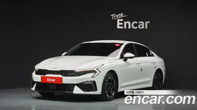 Kia K5 2024 — Şəkil 10/30