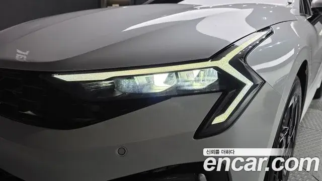 Kia K5 2024 — Şəkil 16/30