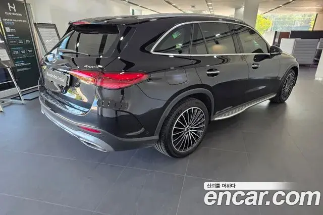 Mercedes-Benz GLC-Class 2024 — Фото 1/19