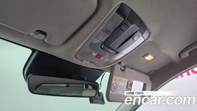 Kia Niro 2022 — Фото 17/20