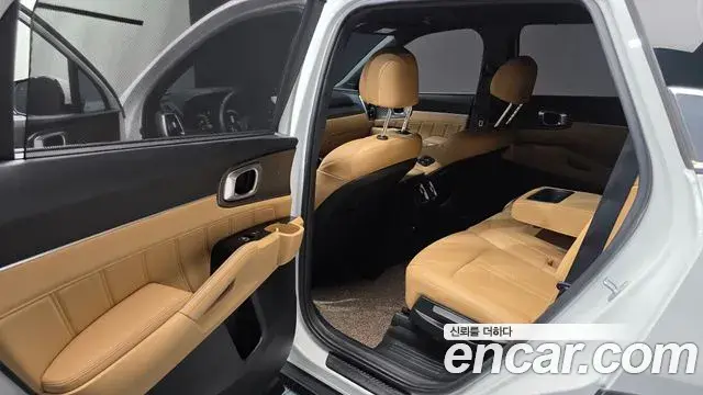 Kia Sorento 2020 — Фото 11/20