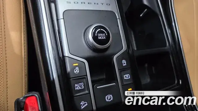 Kia Sorento 2020 — Фото 19/20
