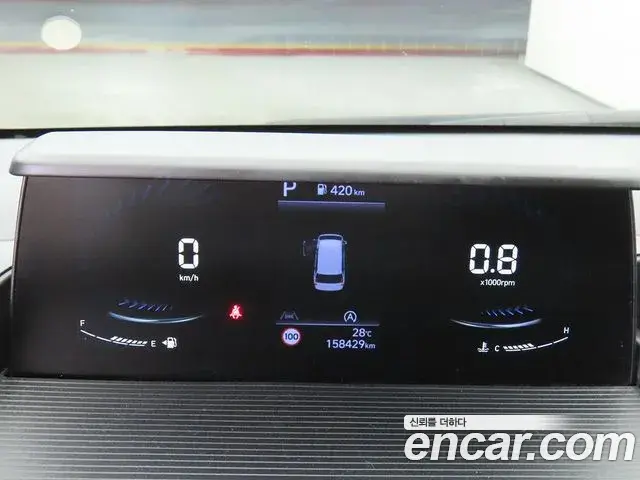 Hyundai Staria 2022 — Photo 1/20