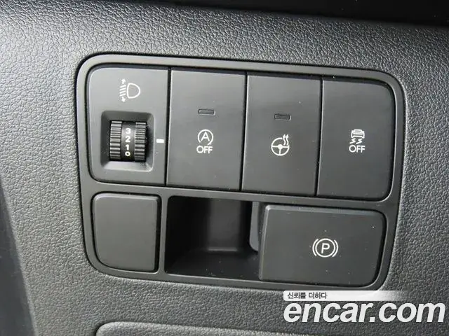 Hyundai Staria 2022 — Photo 18/20