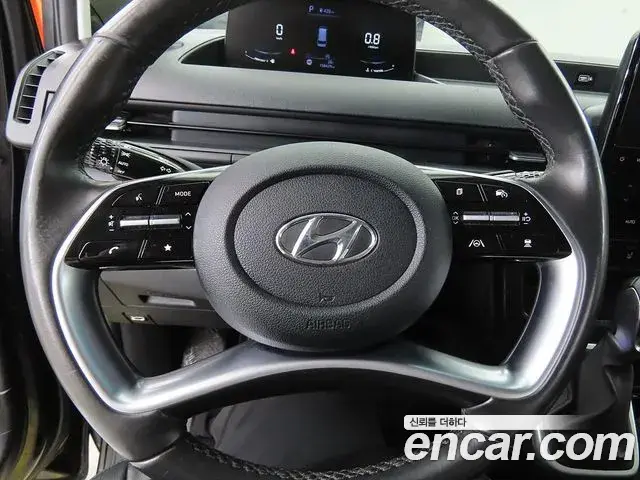 Hyundai Staria 2022 — Photo 12/20