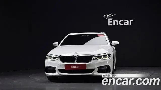 BMW 5 Series 2019 — Фото 3/20