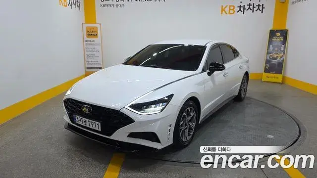 Hyundai Sonata 2021 — Фото 9/20