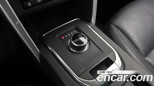 Land Rover Discovery Sport 2019 — Photo 5/20