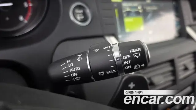 Land Rover Discovery Sport 2019 — Photo 7/20