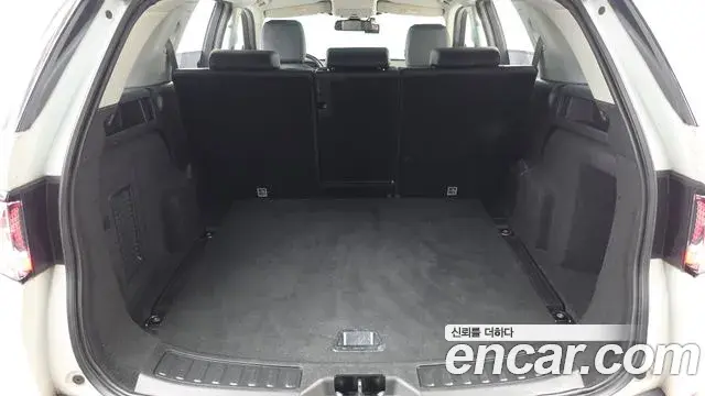 Land Rover Discovery Sport 2019 — Photo 14/20