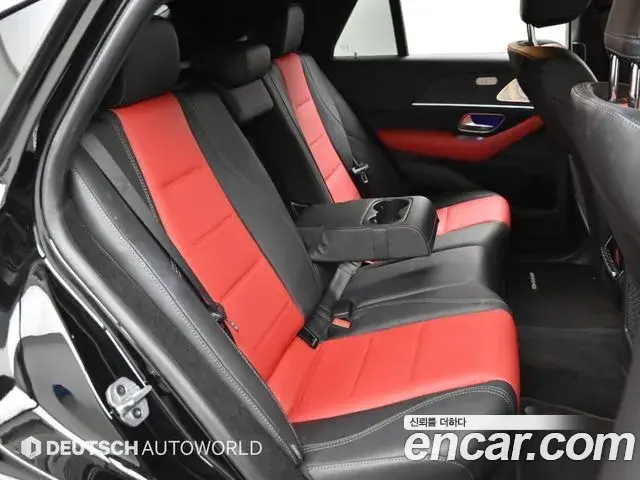 Mercedes-Benz GLE-Class 2023 — Фото 11/20