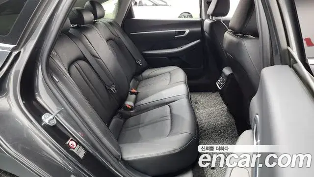 Hyundai Sonata 2020 — Фото 11/20