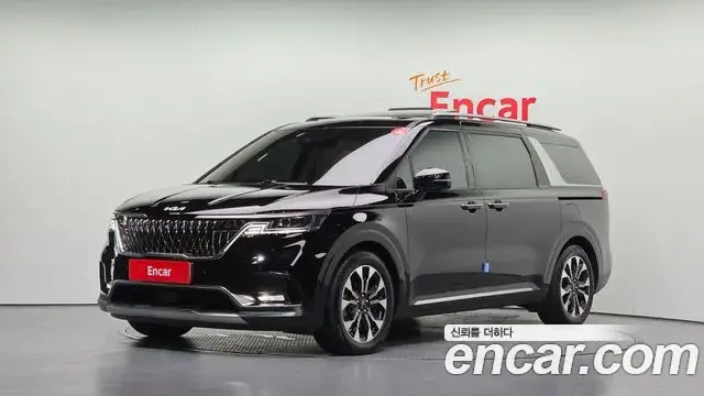 Kia Carnival 2023 — Фото 1/20