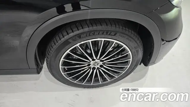 Mercedes-Benz GLC-Class 2025 — Фото 4/20