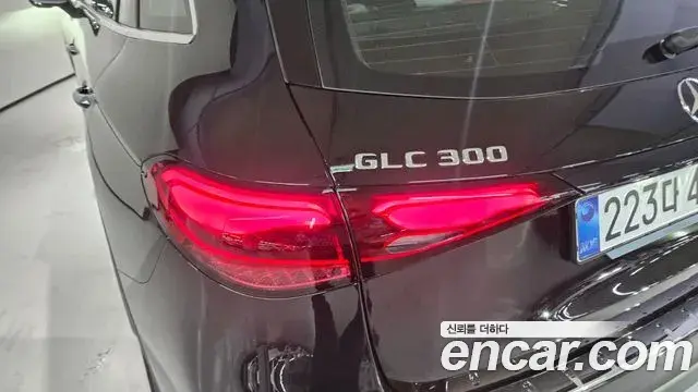 Mercedes-Benz GLC-Class 2025 — Фото 13/20