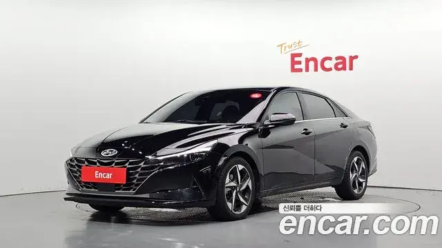 Hyundai Avante 2020 — Фото 1/20