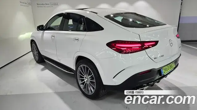 Mercedes-Benz GLE-Class 2026 — Фото 12/19