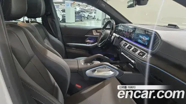 Mercedes-Benz GLE-Class 2026 — Фото 17/19