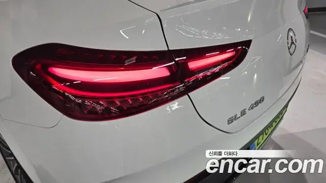 Mercedes-Benz GLE-Class 2026 — Фото 12/19