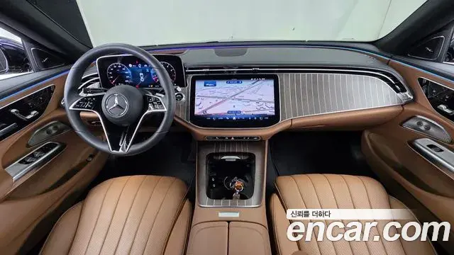 Mercedes-Benz E-Class 2024 — Фото 7/20