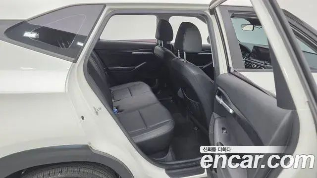 Kia Seltos 2021 — Şəkil 19/20