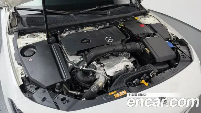 Mercedes-Benz A-Class 2020 — Фото 6/20