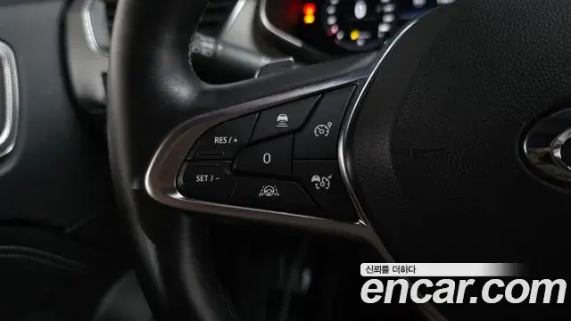 Renault Samsung XM3 2022 — ფოტო 22/36