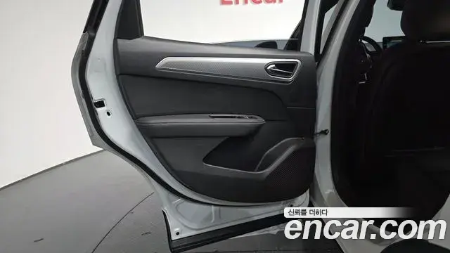 Renault Samsung XM3 2022 — ფოტო 1/36