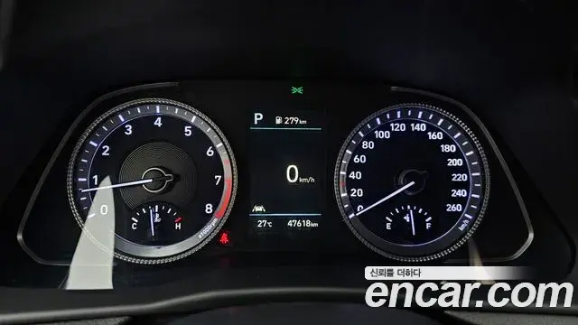 Hyundai Sonata 2021 — Фото 8/20