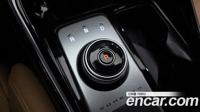 Kia Sorento 2020 — Фото 8/20