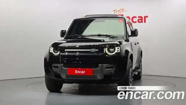 Land Rover Defender 2025 — Фото 3/20