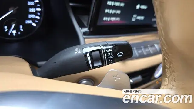 Kia The K9 2022 — Photo 17/32