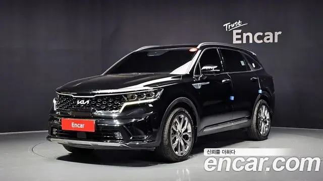 Kia Sorento 2022 — Фото 1/20