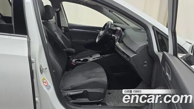 Volkswagen Golf 2022 — Şəkil 13/32