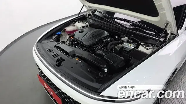 Hyundai Grandeur 2023 — Фото 6/20