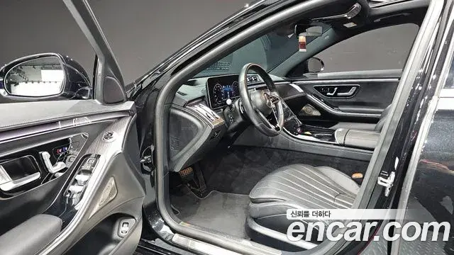 Mercedes-Benz S-Class 2021 — Фото 10/20