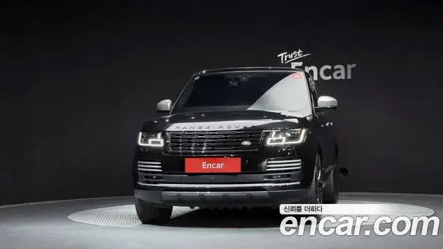 Land Rover Range Rover 2018 — Фото 3/20
