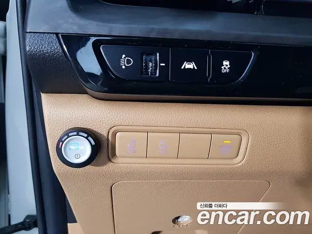 Kia Carnival 2021 — Фото 11/20