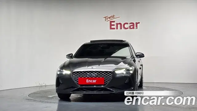 Genesis G70 2018 — Photo 6/20