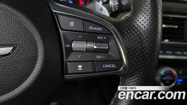 Genesis G70 2018 — Photo 4/20