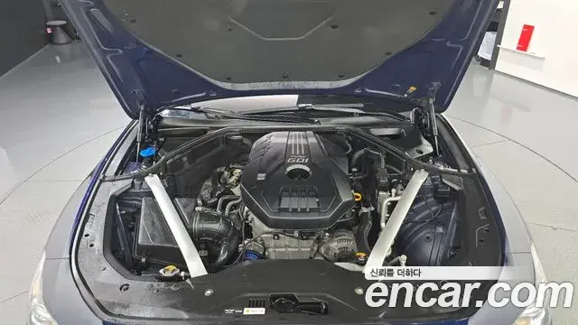 Genesis G70 2018 — Photo 6/20