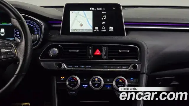 Genesis G70 2018 — Photo 2/20