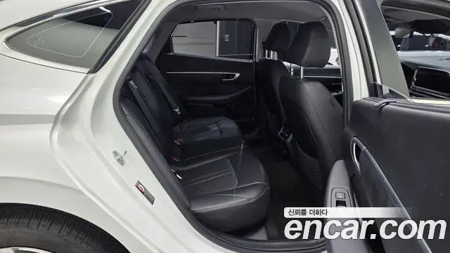 Hyundai Sonata 2019 — Фото 12/20