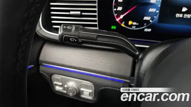Mercedes-Benz GLE-Class 2026 — Фото 15/20