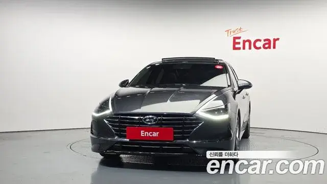 Hyundai Sonata 2019 — Фото 3/20